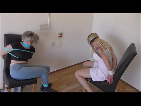 ❤️ Ferslave / fêstbûn en gagged / famke yn need Porno fb op fy.pornochaturbate.ru ️❤